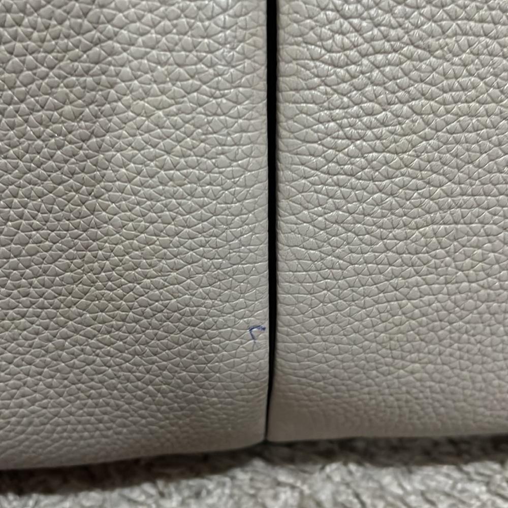 Michael Kors Purse - Picture 7 of 9